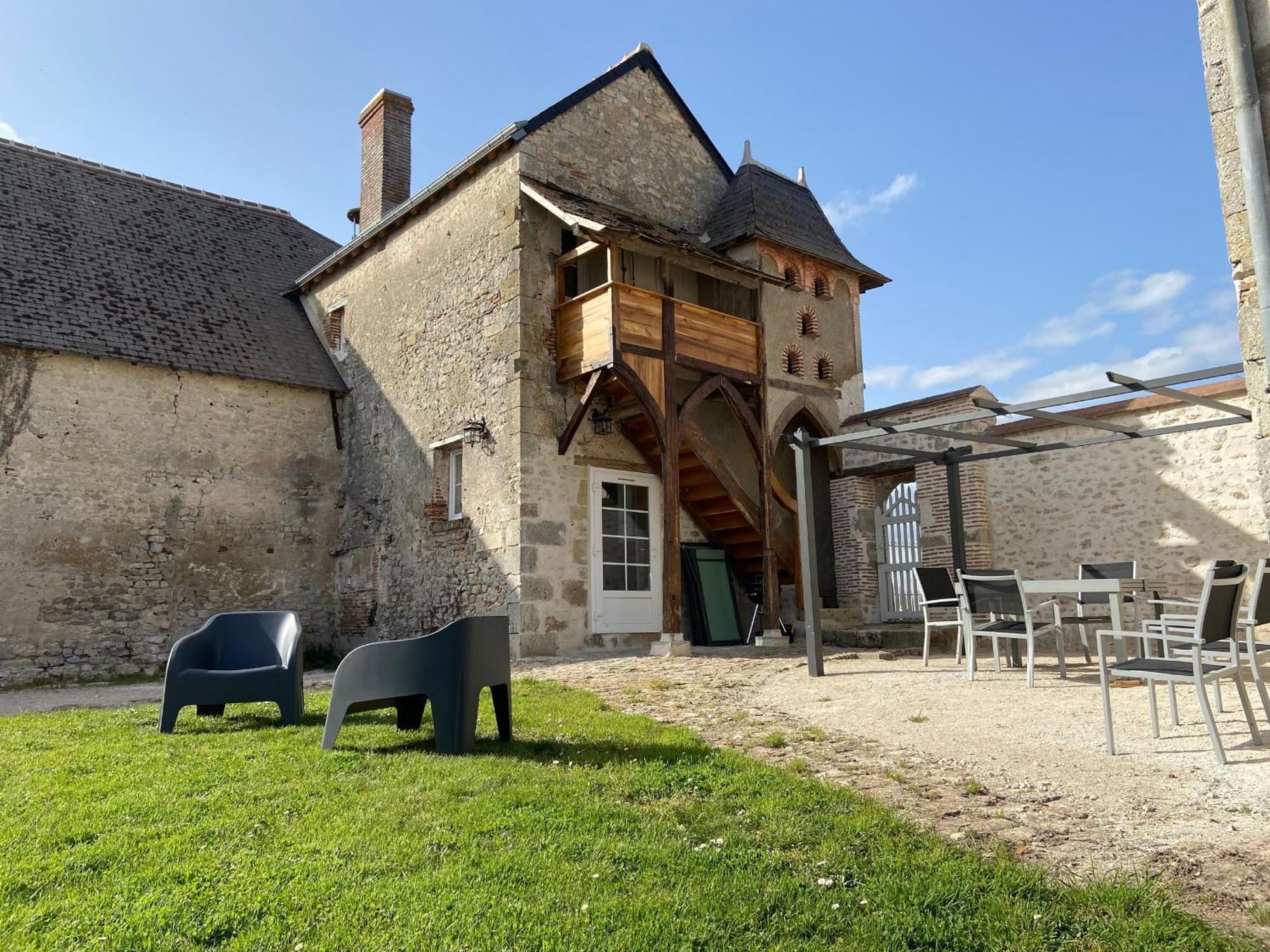 Maison Spacieuse Avec Jardin Privatif, Ideale Pour 6, Proche Orleans Et Chateaux De La Loire - Fr-1-590-236